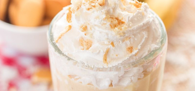 20 Quick & Creative Smoothie Recipes That Are Crazy Good