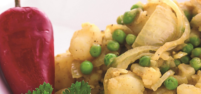 Recipe of the Week: Curry Potatoes and Cauliflower