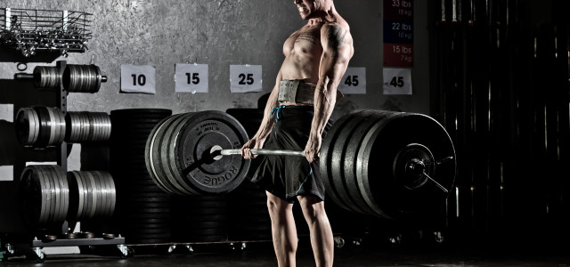 8 Proven Ways to Break Through Weightlifting Plateaus