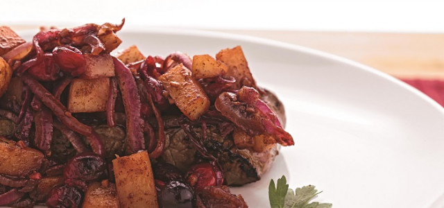 Recipe of the Week: Pear-Cranberry Beef Tenderloin