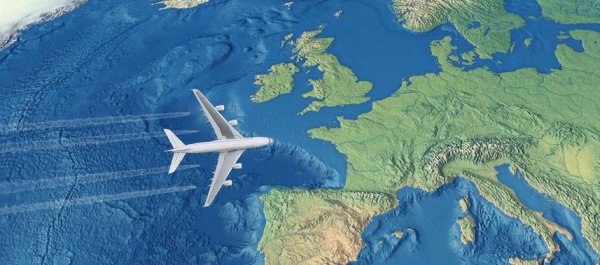 How to Avoid Jet Lag and Stay Fit