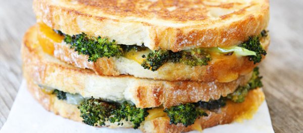 7 Quick & Easy Dinner Ideas That Take 30 Minutes or Less